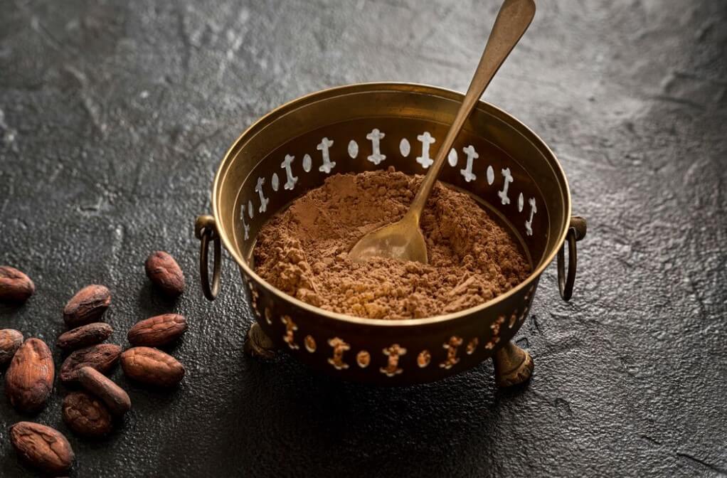 a very fine turkish coffee powder (it's fine as powdered sugar)